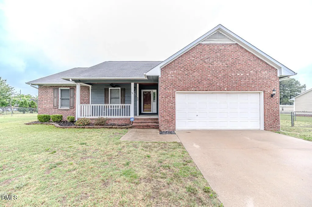 5296 Marvin Drive Spring Lake NC 28390