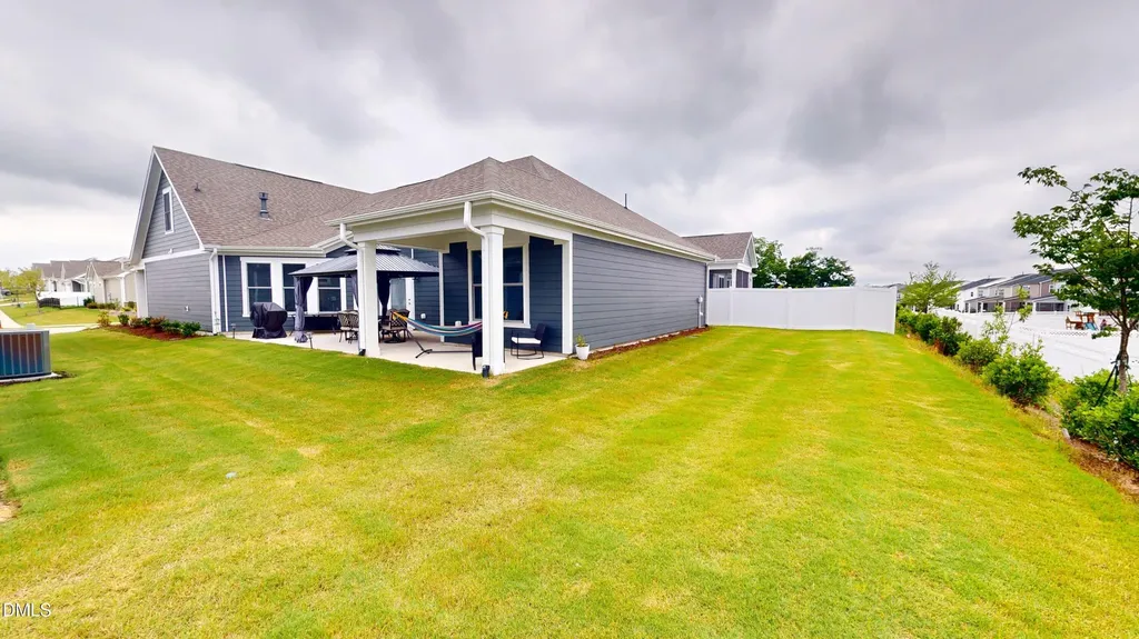 1720 Pinecliff Court Fuquay Varina NC 27526