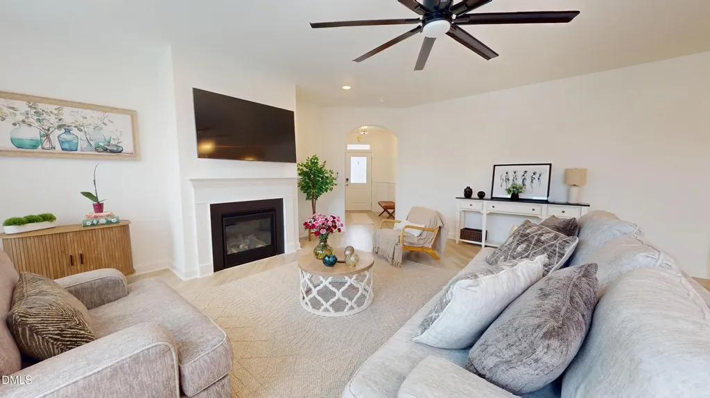 1720 Pinecliff Court Fuquay Varina NC 27526