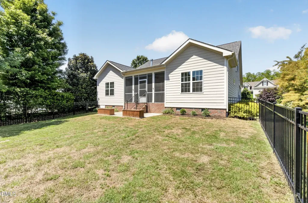 18 Heathgreen Drive Clayton NC 27527