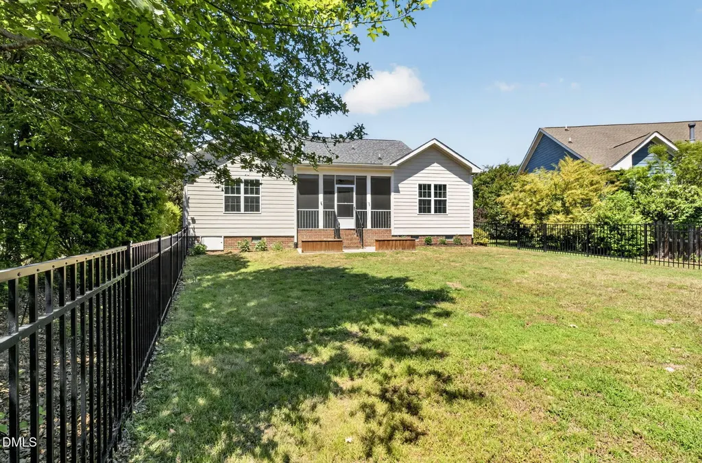 18 Heathgreen Drive Clayton NC 27527
