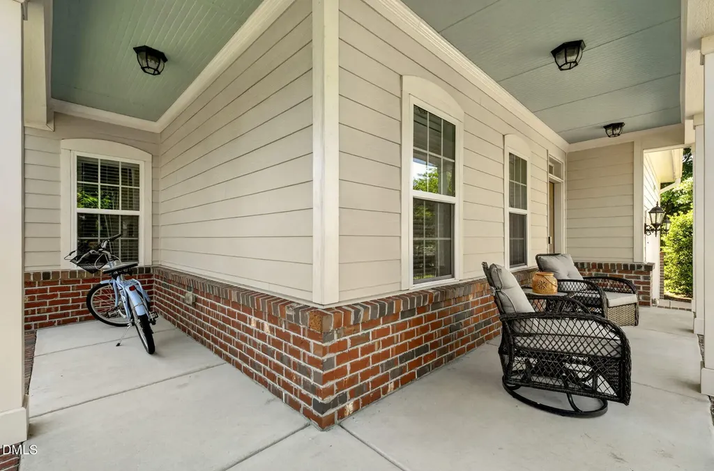 18 Heathgreen Drive Clayton NC 27527