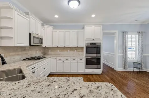 18 Heathgreen Drive Clayton NC 27527