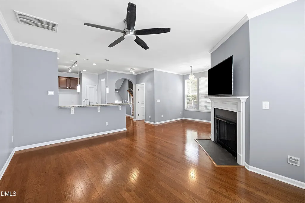 5911 Longeria Raleigh NC 27612