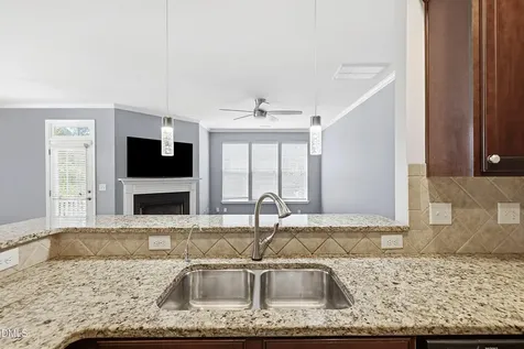 5911 Longeria Raleigh NC 27612