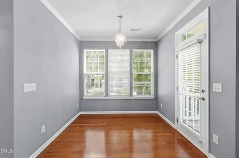 5911 Longeria Raleigh NC 27612