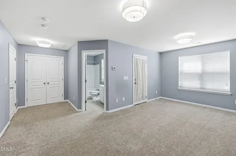 5911 Longeria Raleigh NC 27612