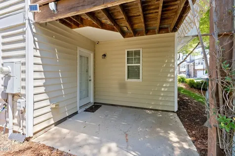 5911 Longeria Raleigh NC 27612