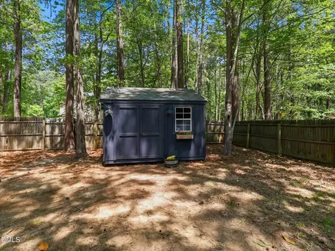 5 Drakesway Court Durham NC 27713