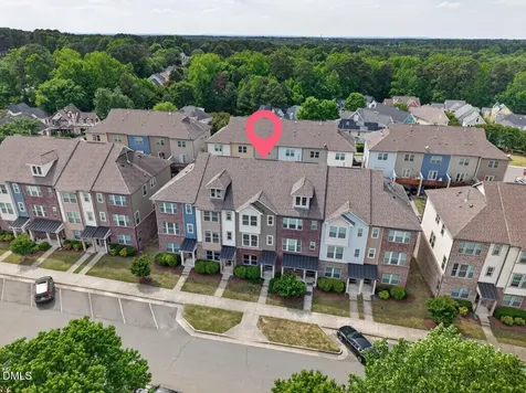 1428 Providence Green Lane Apex NC 27502