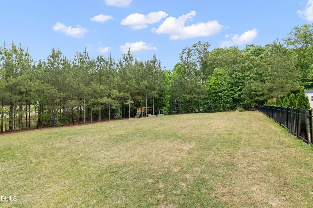6721 Winter Garden Way Holly Springs NC 27540