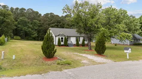 127 Riders Ridge Lane Willow Springs NC 27592