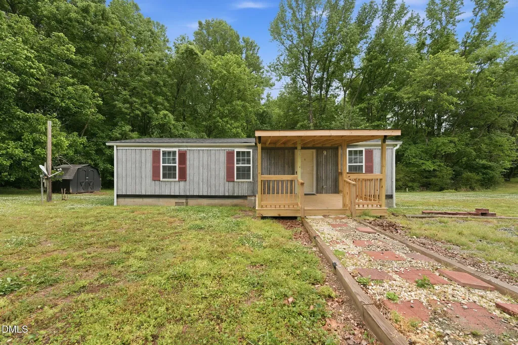 140 1st Street Haw River NC 27258