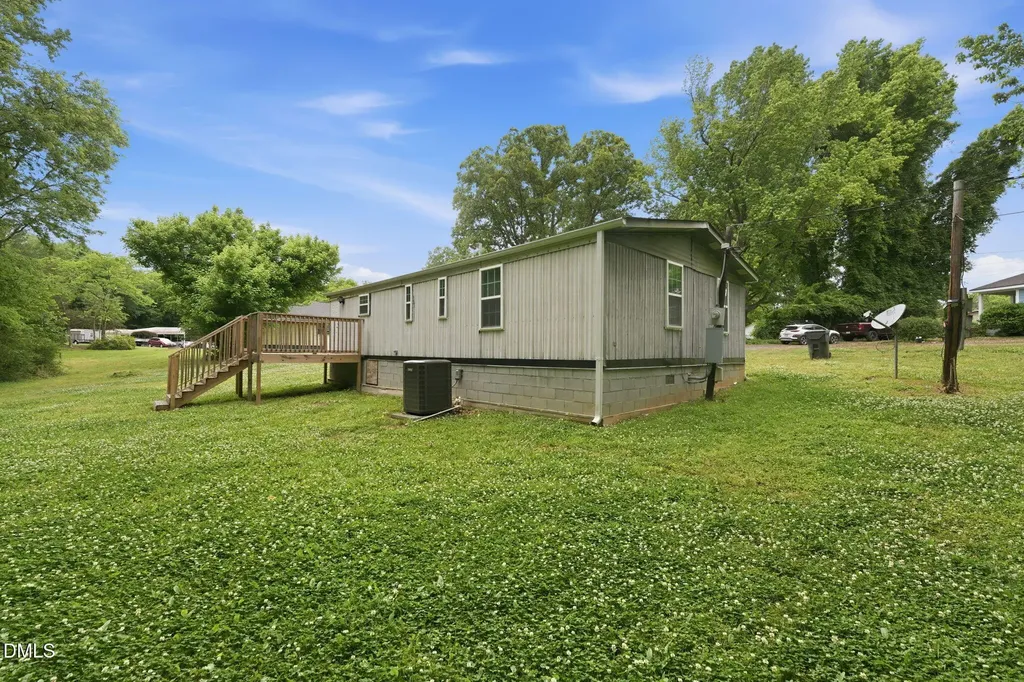 140 1st Street Haw River NC 27258