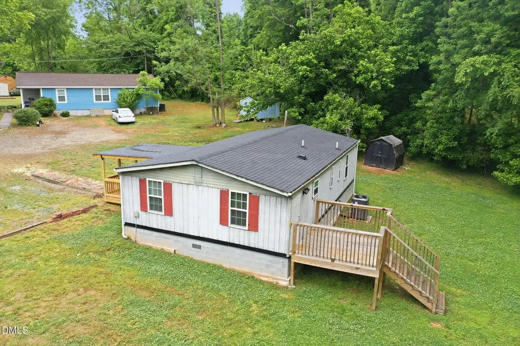 140 1st Street Haw River NC 27258