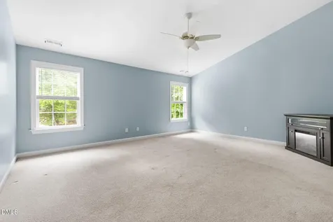 511 E Hatterleigh Avenue Hillsborough NC 27278