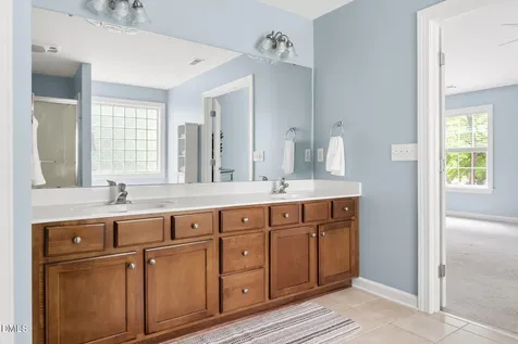 511 E Hatterleigh Avenue Hillsborough NC 27278