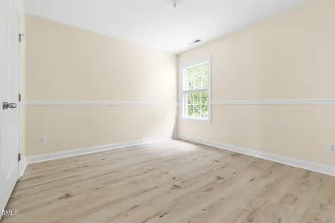 511 E Hatterleigh Avenue Hillsborough NC 27278