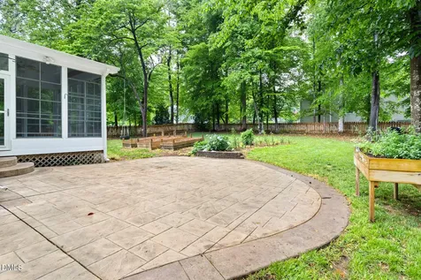 511 E Hatterleigh Avenue Hillsborough NC 27278
