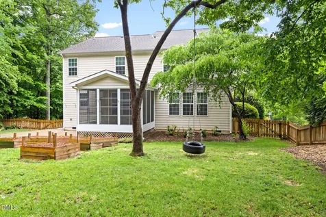 511 E Hatterleigh Avenue Hillsborough NC 27278
