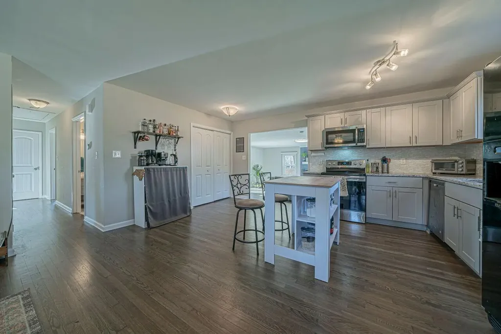 3322 Bell Drive Raleigh NC 27610