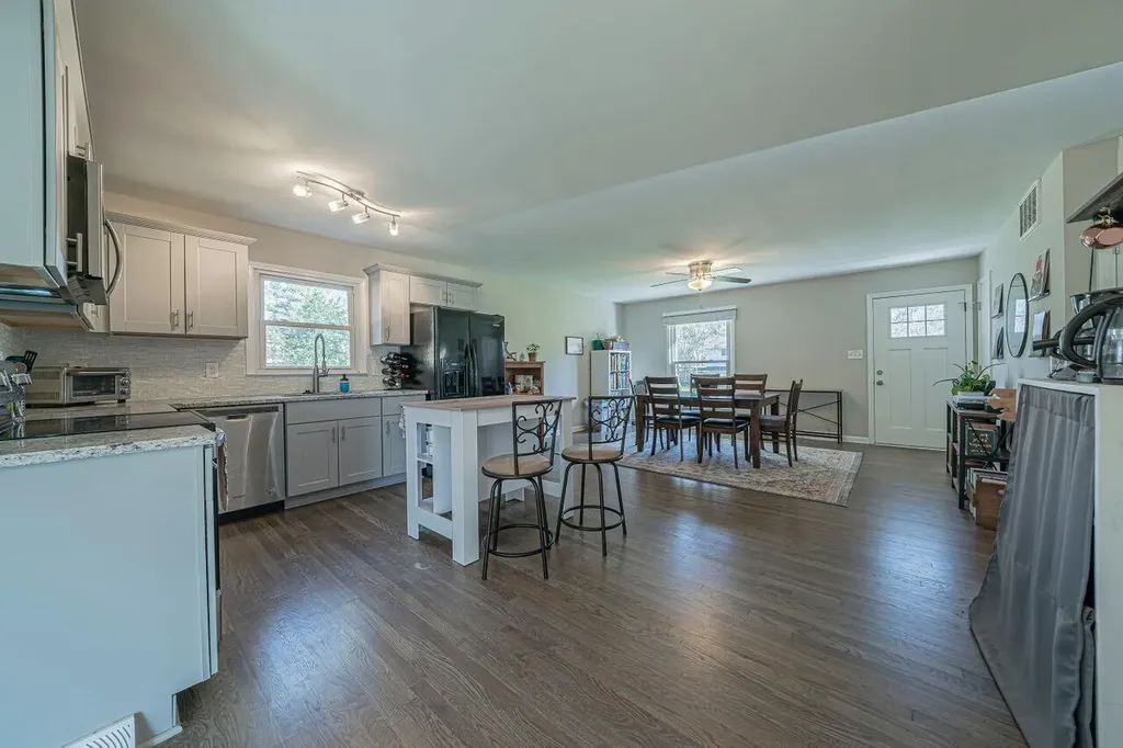 3322 Bell Drive Raleigh NC 27610