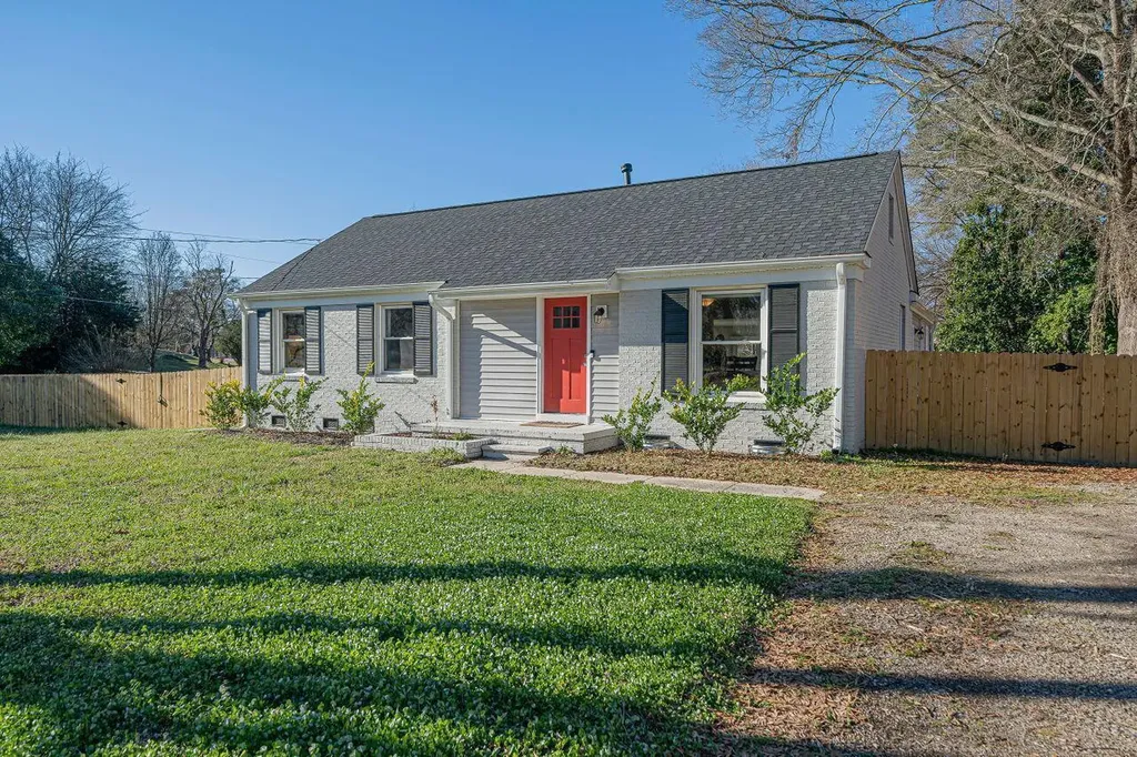 3322 Bell Drive Raleigh NC 27610
