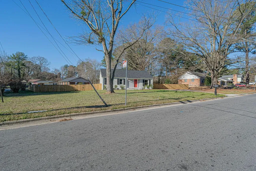 3322 Bell Drive Raleigh NC 27610