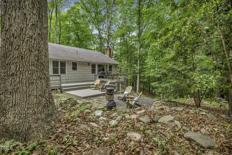 140 Holly Lane Sanford NC 27332