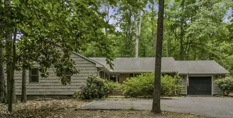 140 Holly Lane Sanford NC 27332