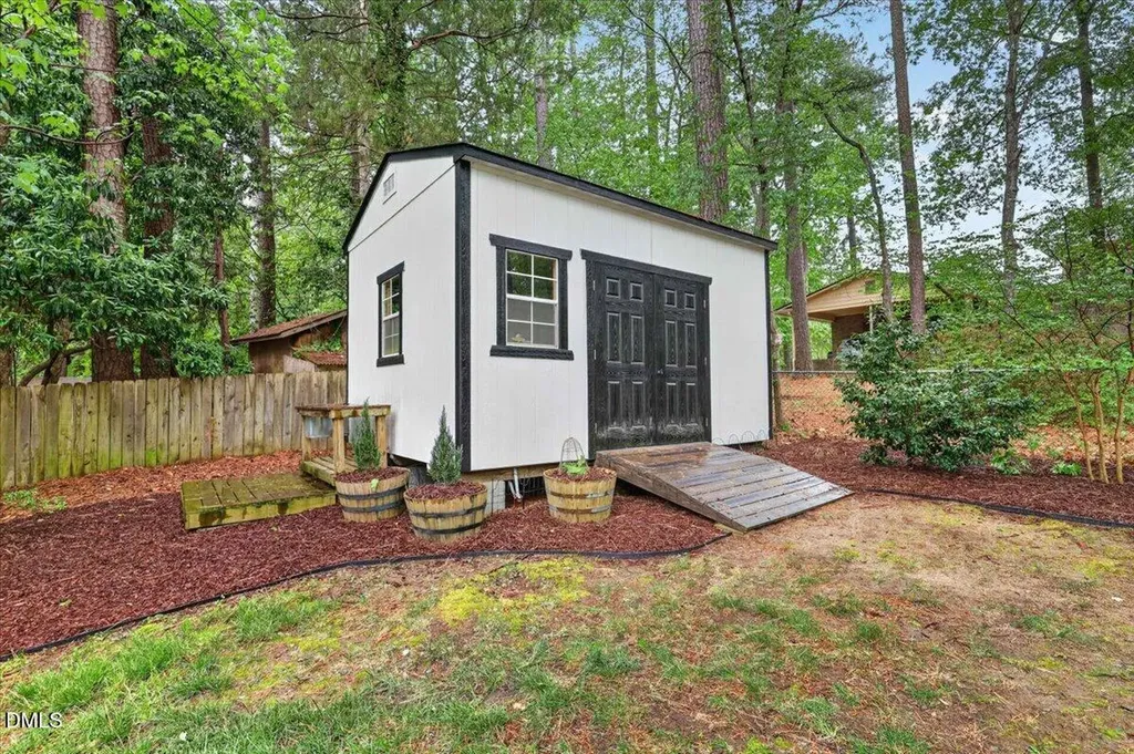 802 Churchill Drive Chapel Hill NC 27517