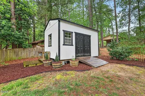 802 Churchill Drive Chapel Hill NC 27517