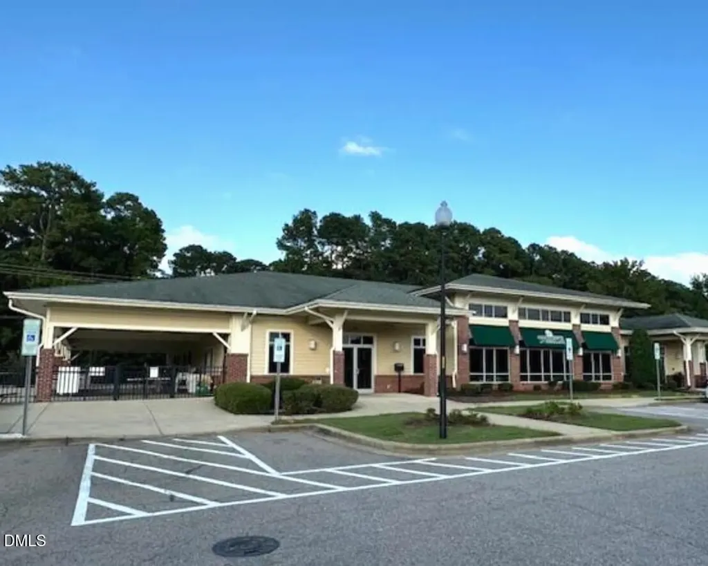 1003 Garrison Avenue Clayton NC 27520