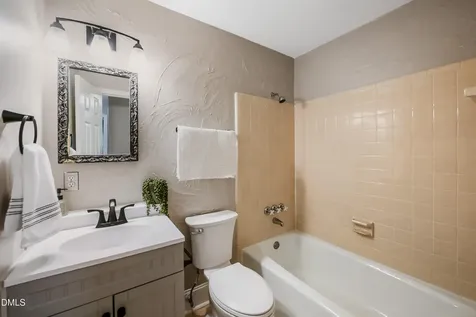 924 Carnoustie Circle Cary NC 27511
