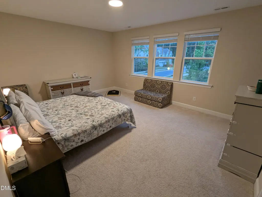 101 Faxton Way Holly Springs NC 27540