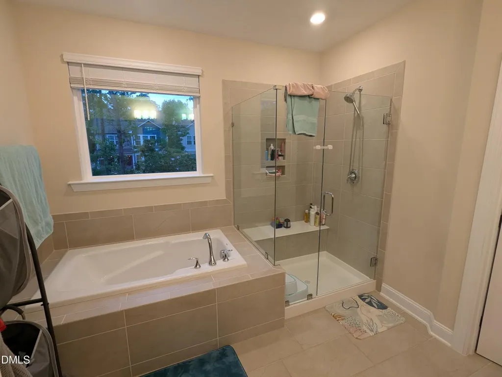 101 Faxton Way Holly Springs NC 27540