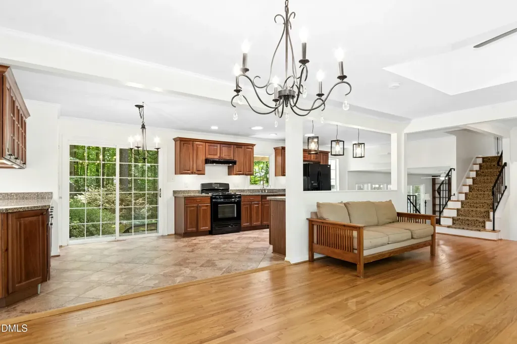 1404 Wildwood Drive Chapel Hill NC 27517