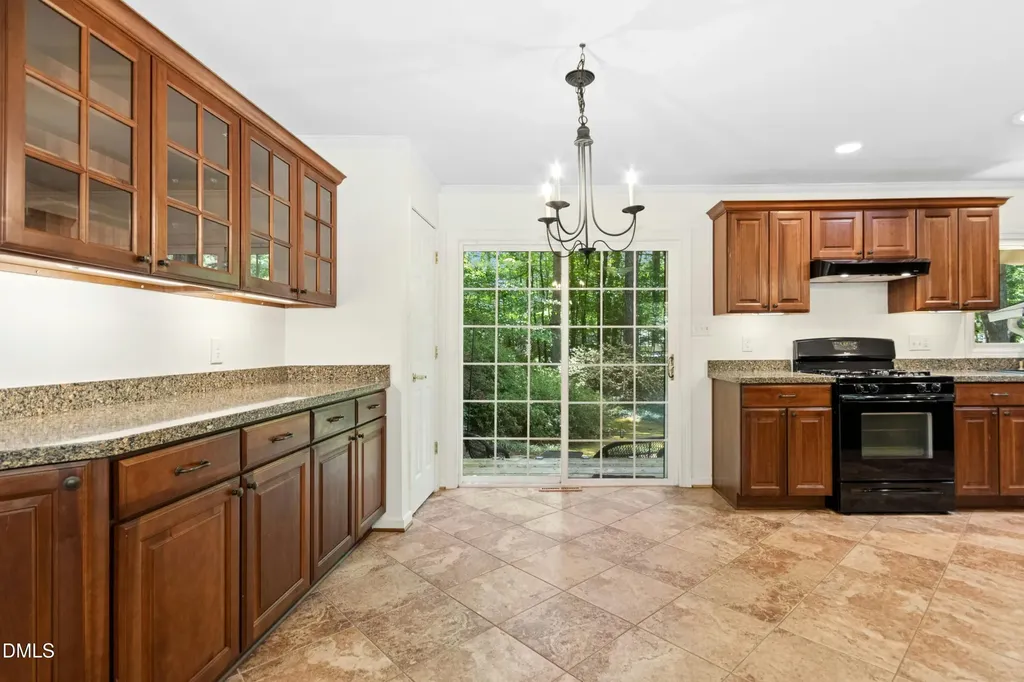 1404 Wildwood Drive Chapel Hill NC 27517
