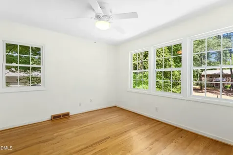 1404 Wildwood Drive Chapel Hill NC 27517