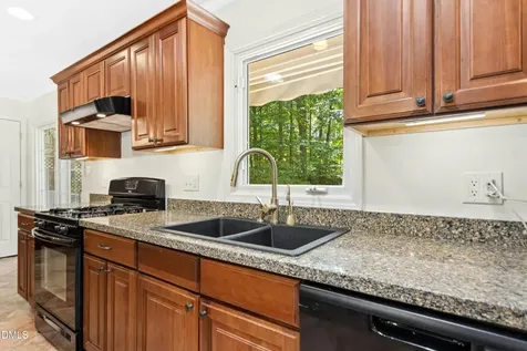 1404 Wildwood Drive Chapel Hill NC 27517
