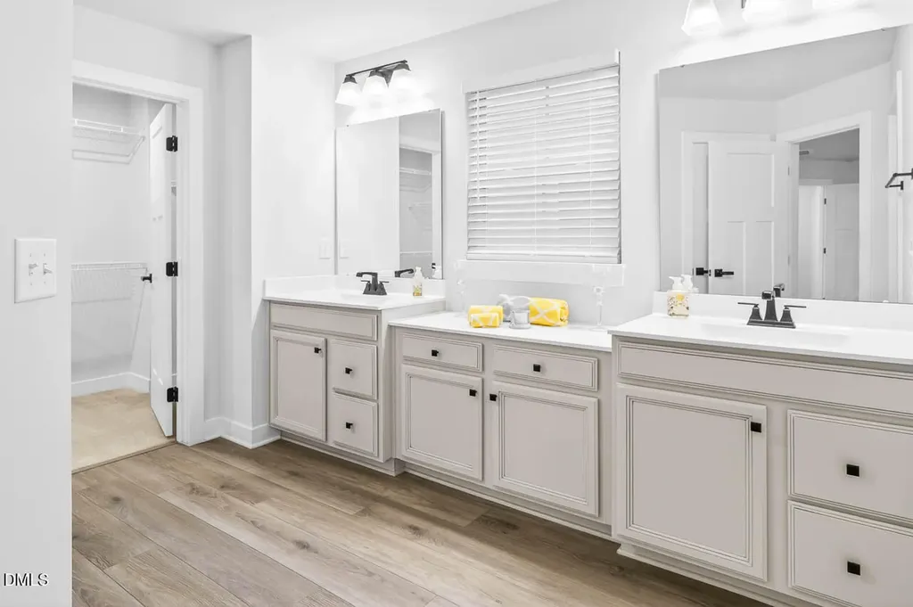 1544 Crimson Leaf Lane Wake Forest NC 27587
