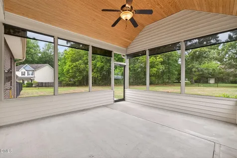 22 E Arbor Cove Court Zebulon NC 27597