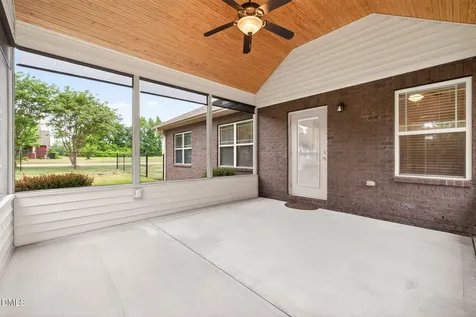 22 E Arbor Cove Court Zebulon NC 27597