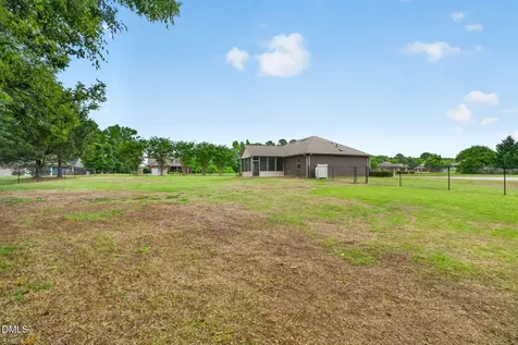 22 E Arbor Cove Court Zebulon NC 27597