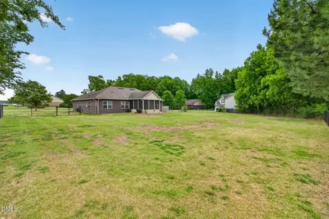 22 E Arbor Cove Court Zebulon NC 27597