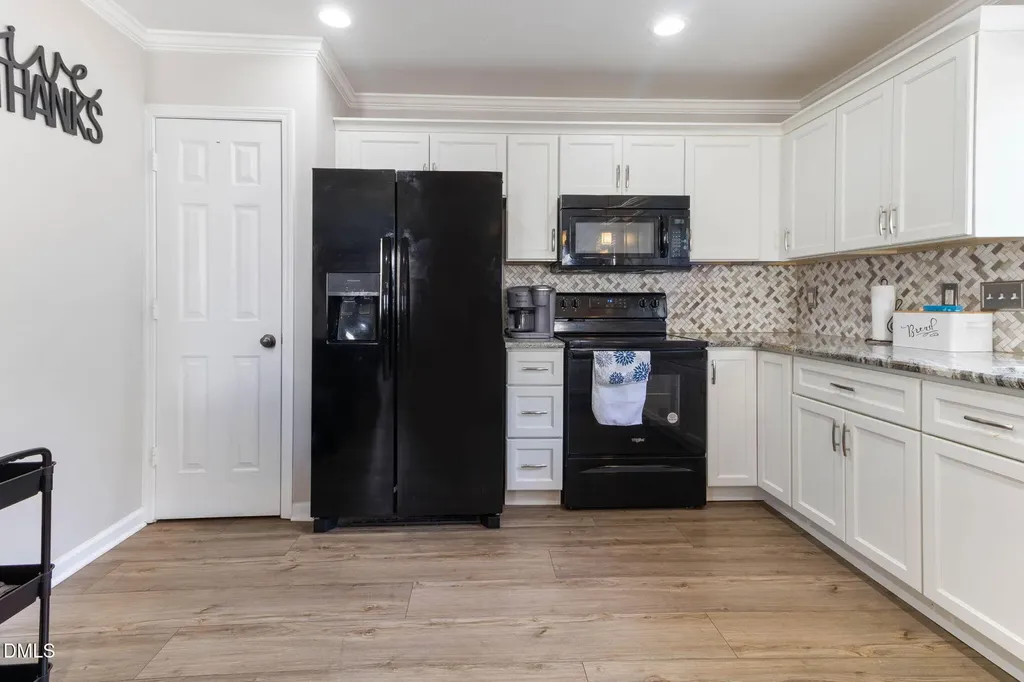 3713 Marshlane Way Raleigh NC 27610
