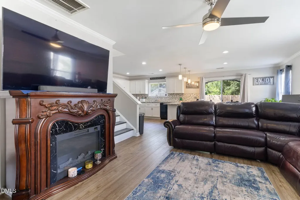 3713 Marshlane Way Raleigh NC 27610