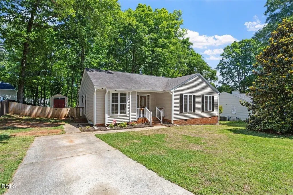 301 Round About Road Holly Springs NC 27540
