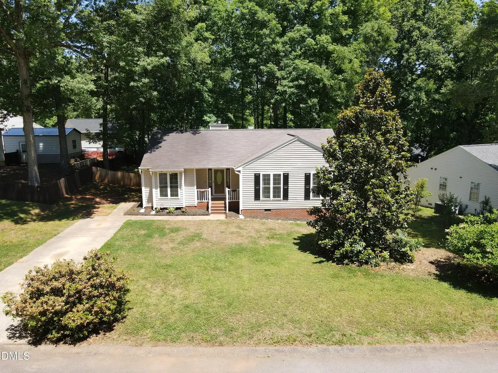 301 Round About Road Holly Springs NC 27540