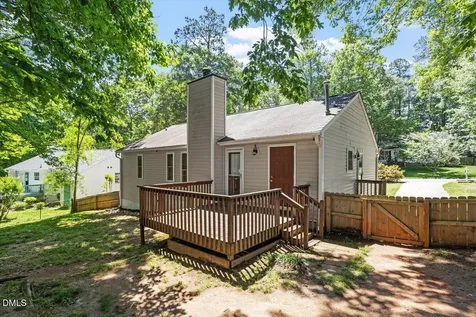 301 Round About Road Holly Springs NC 27540